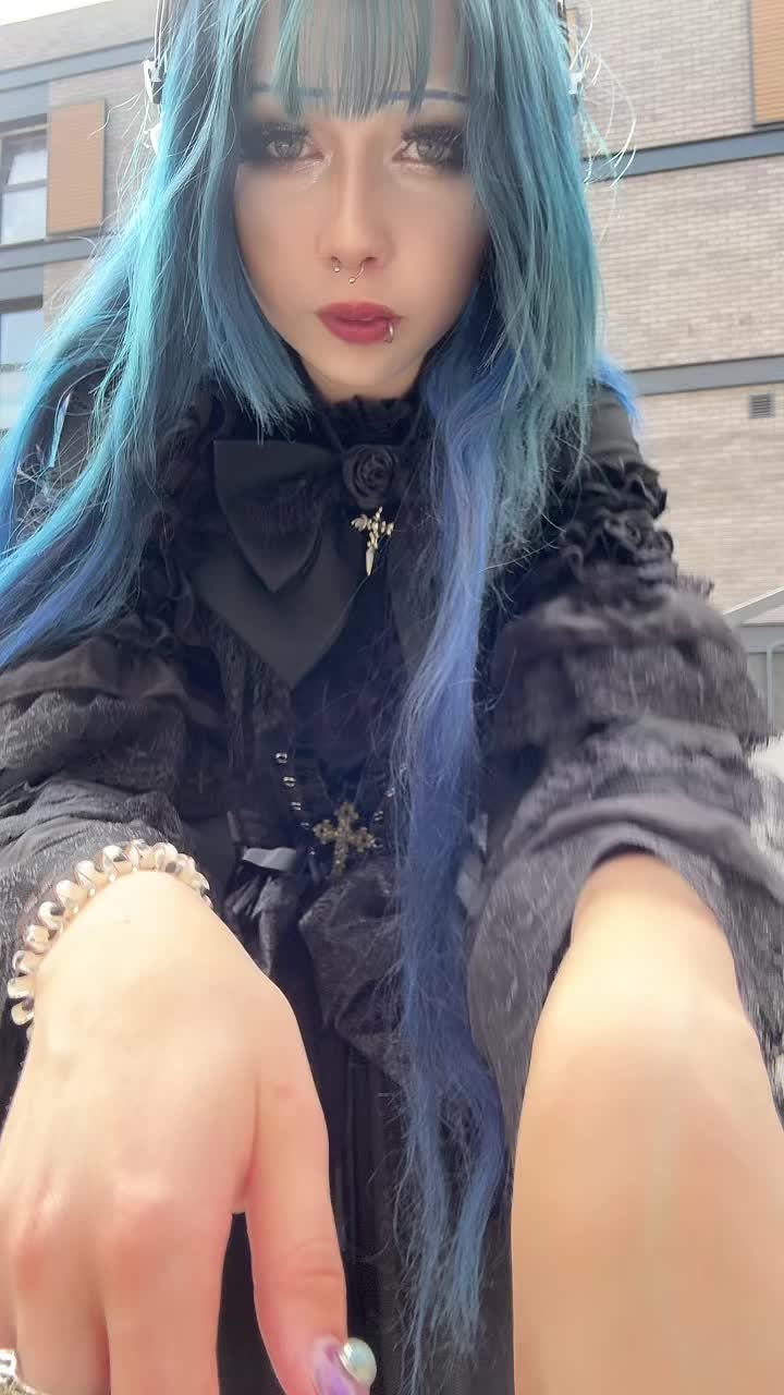 @snezbonez