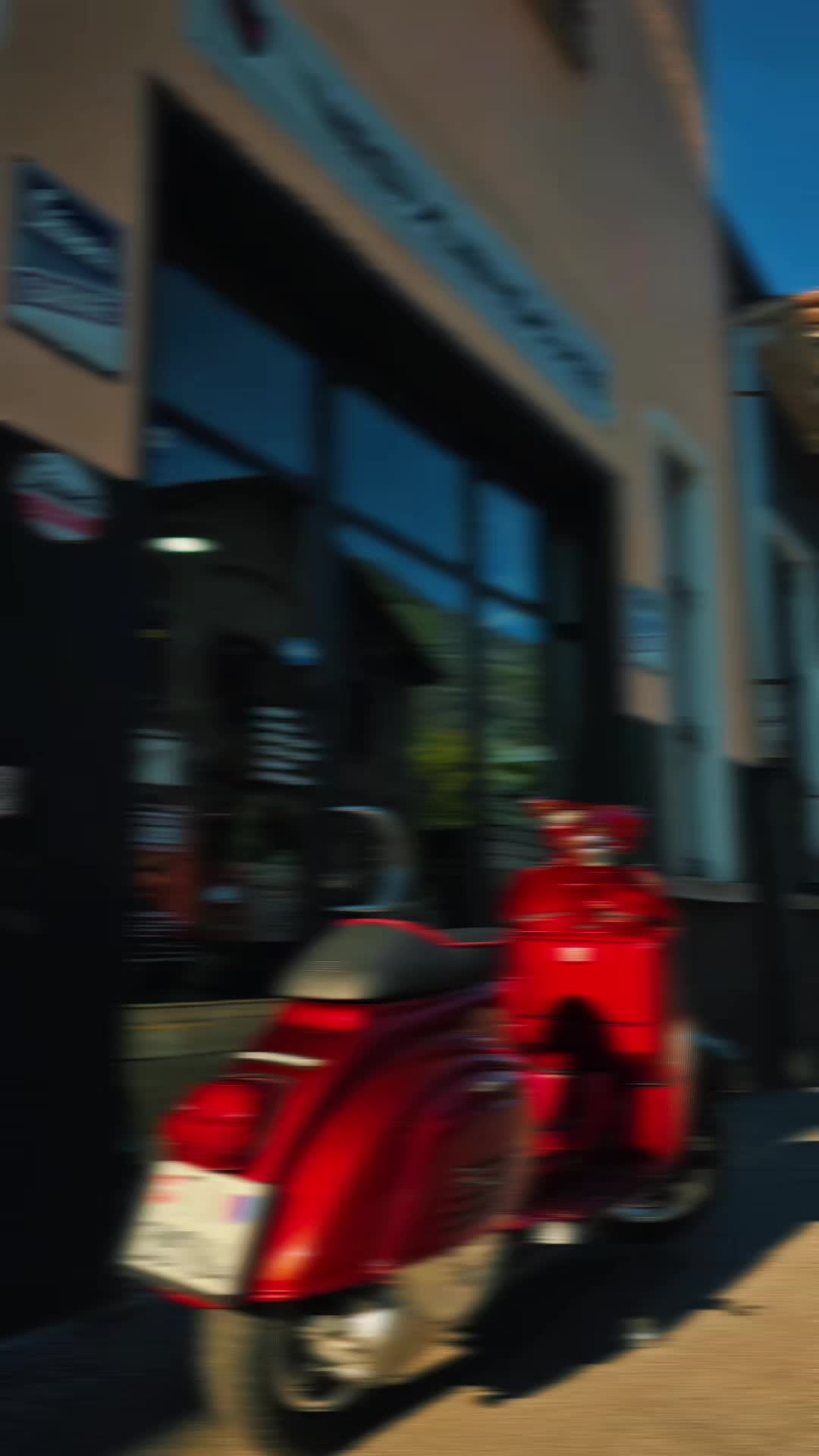 @Vespaliengarage