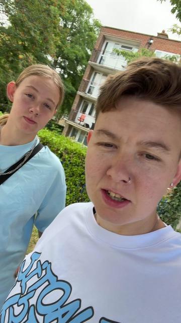 @Anna26🏳️🌈