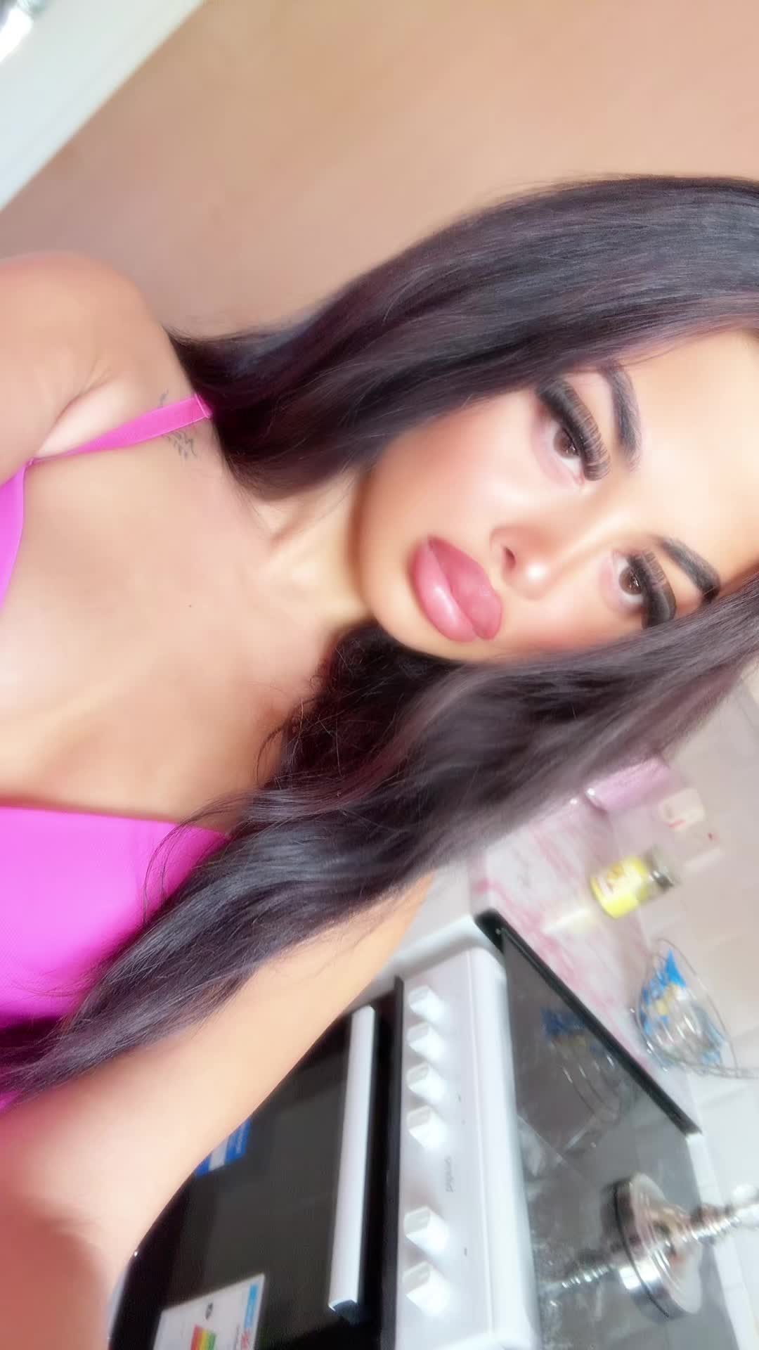 @NICOLE💕