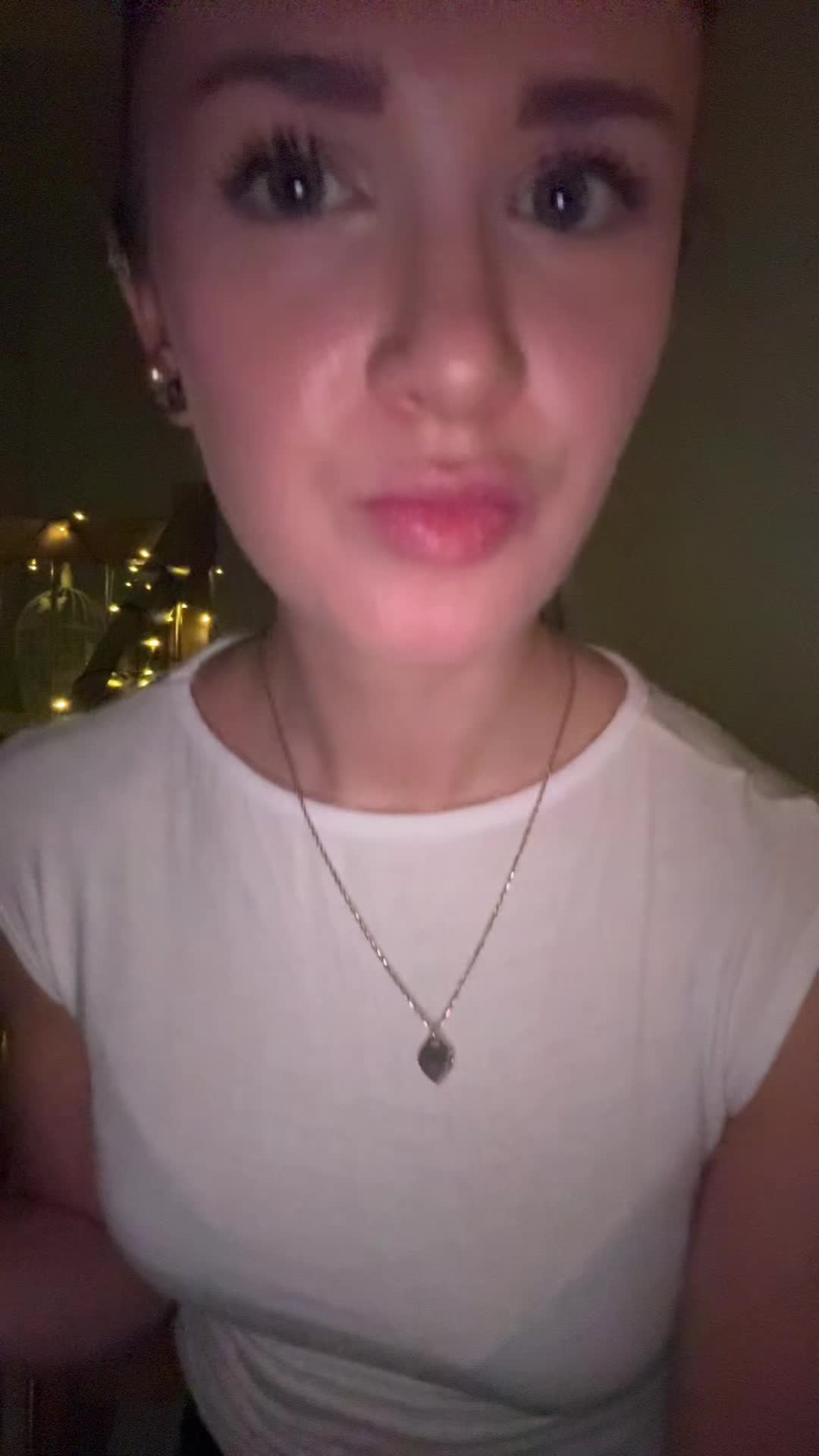 @Luna