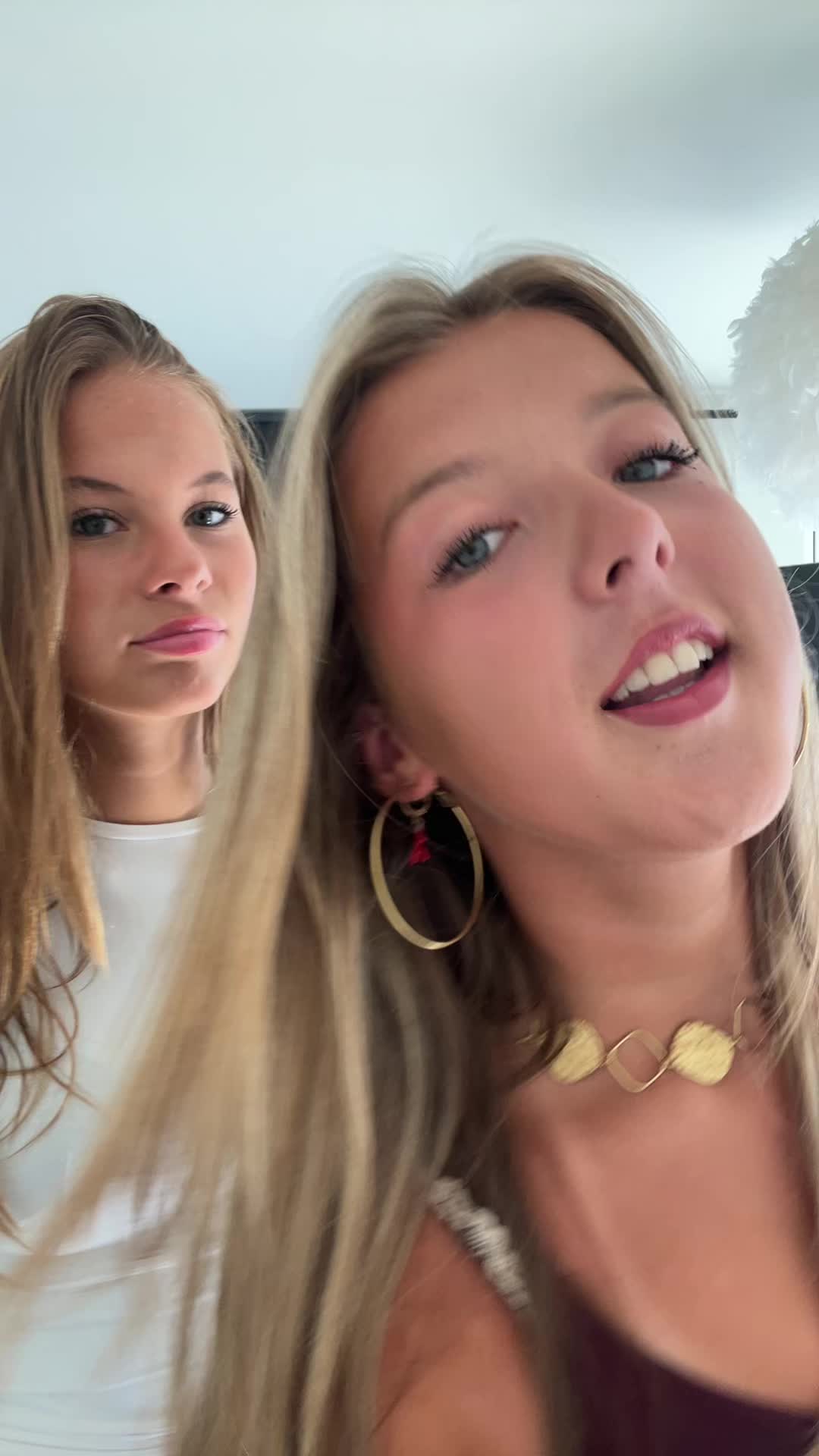 @LIV