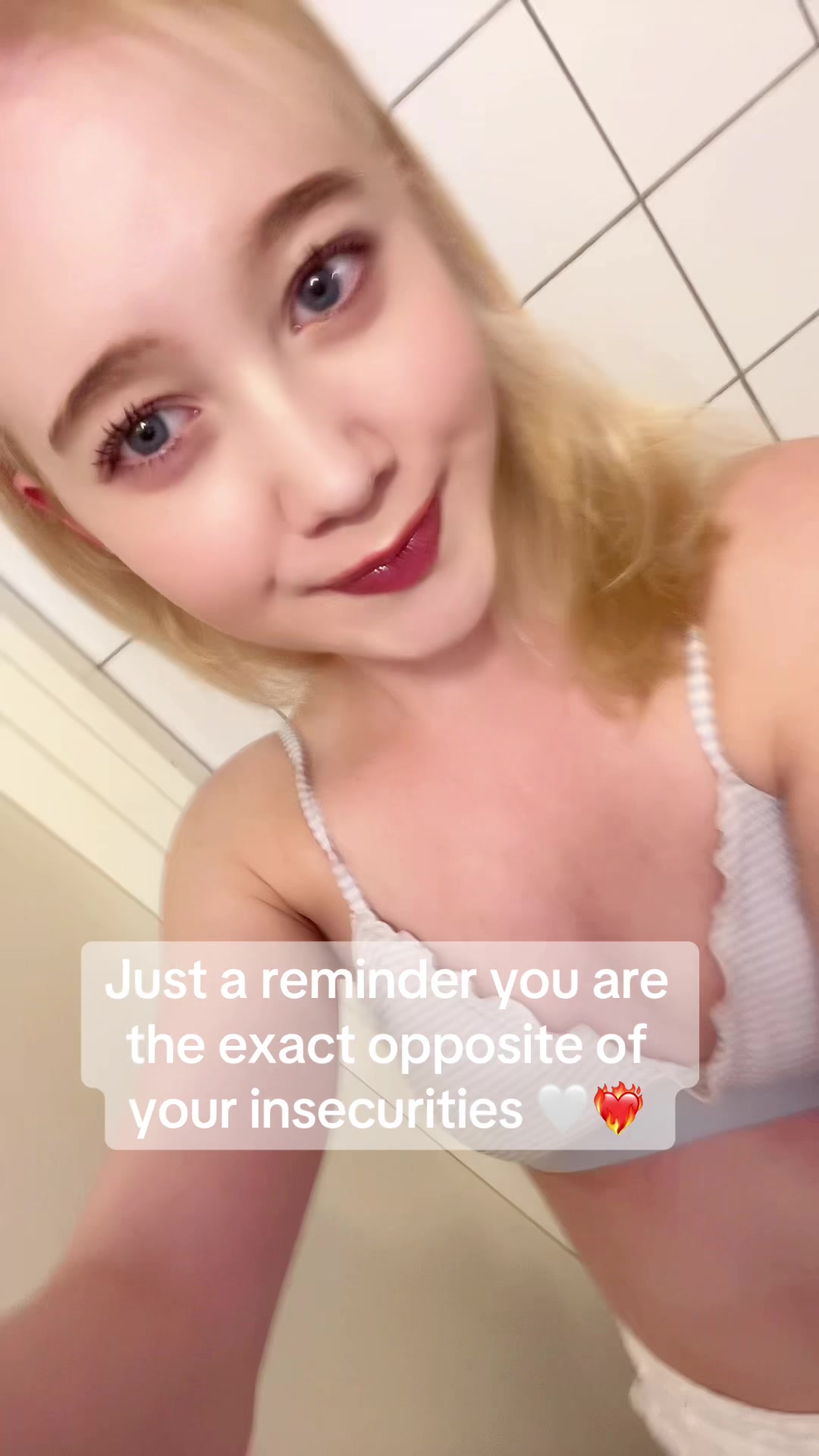 @Marie 🎀🐱
