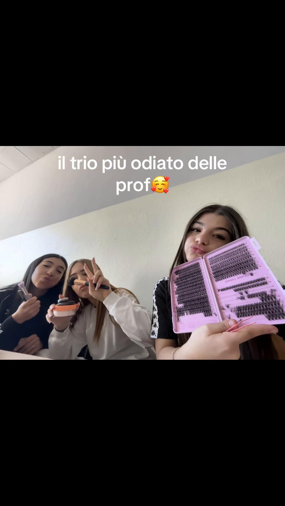 @𝓝🪽