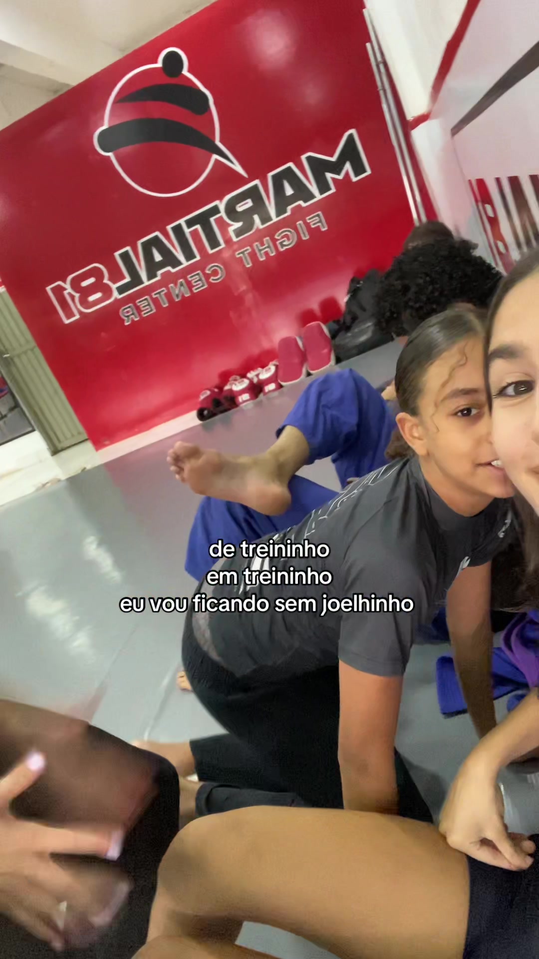 @Sofia Alc&acirc;ntara