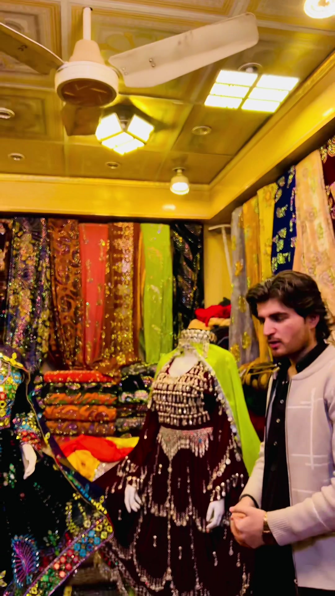 @AfghaN 𓆩𐙚𓆪 FashioN 🇦🇫