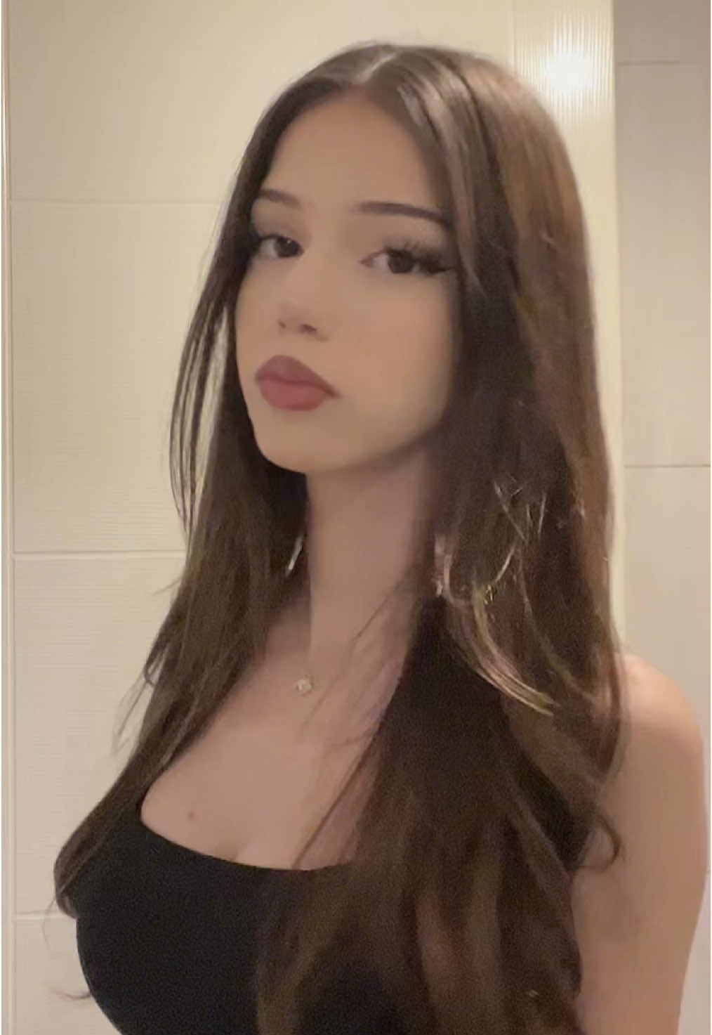 @𝓔𝓴𝓲𝓷