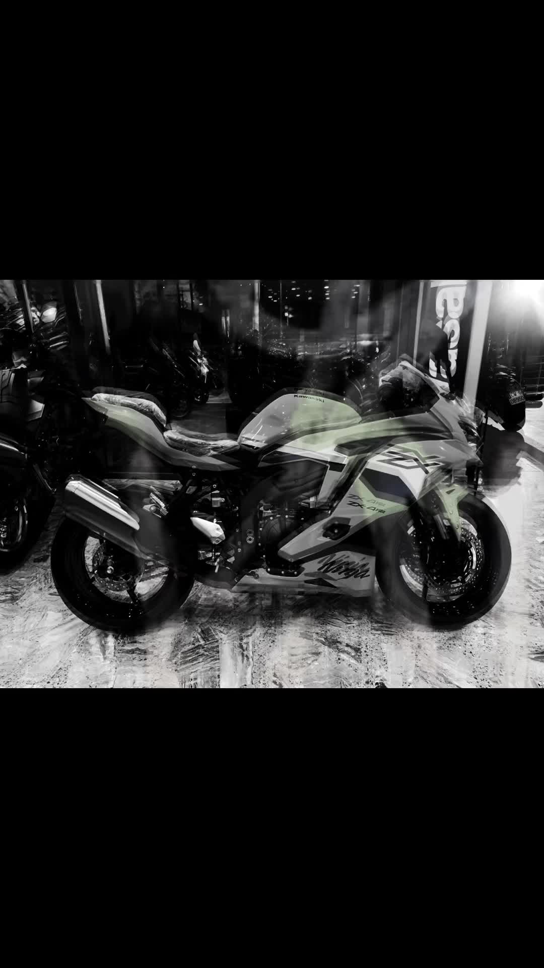 @Costagliola Moto