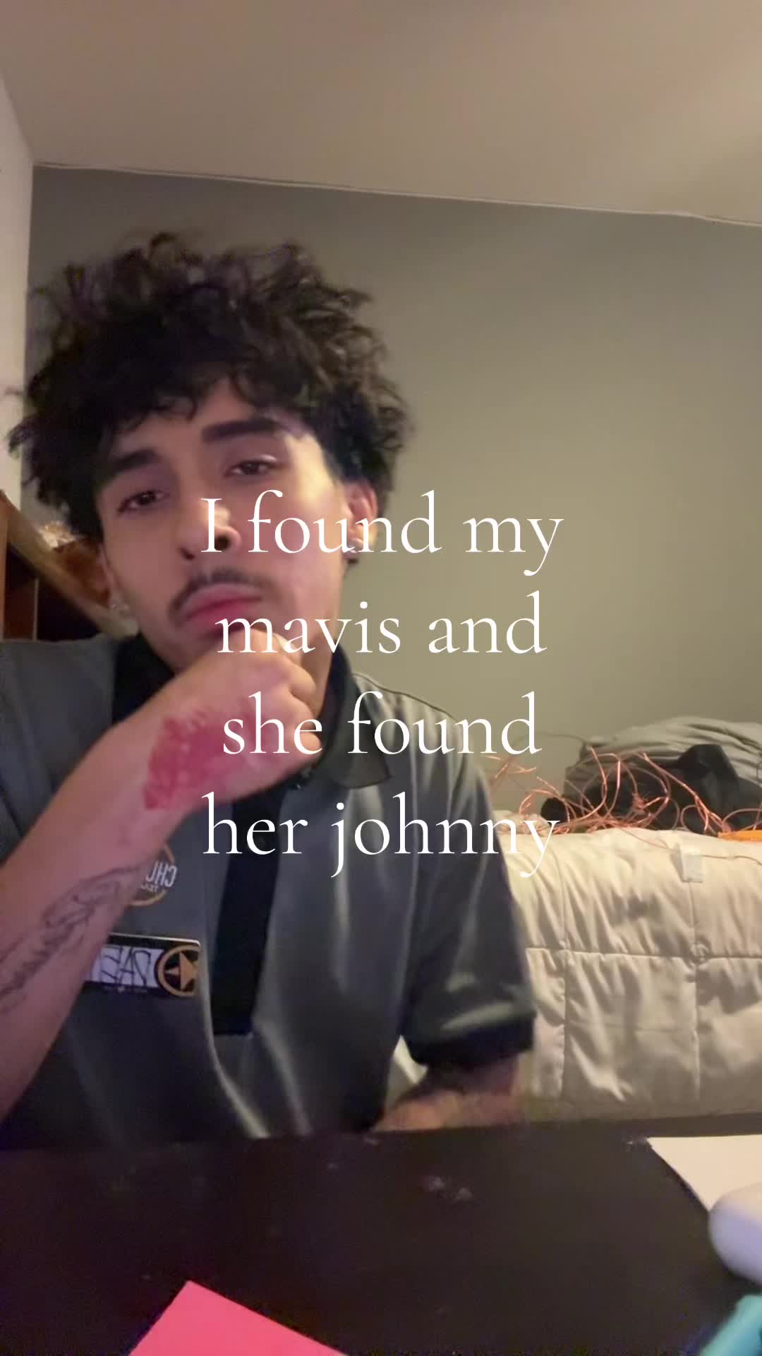 @⃟
