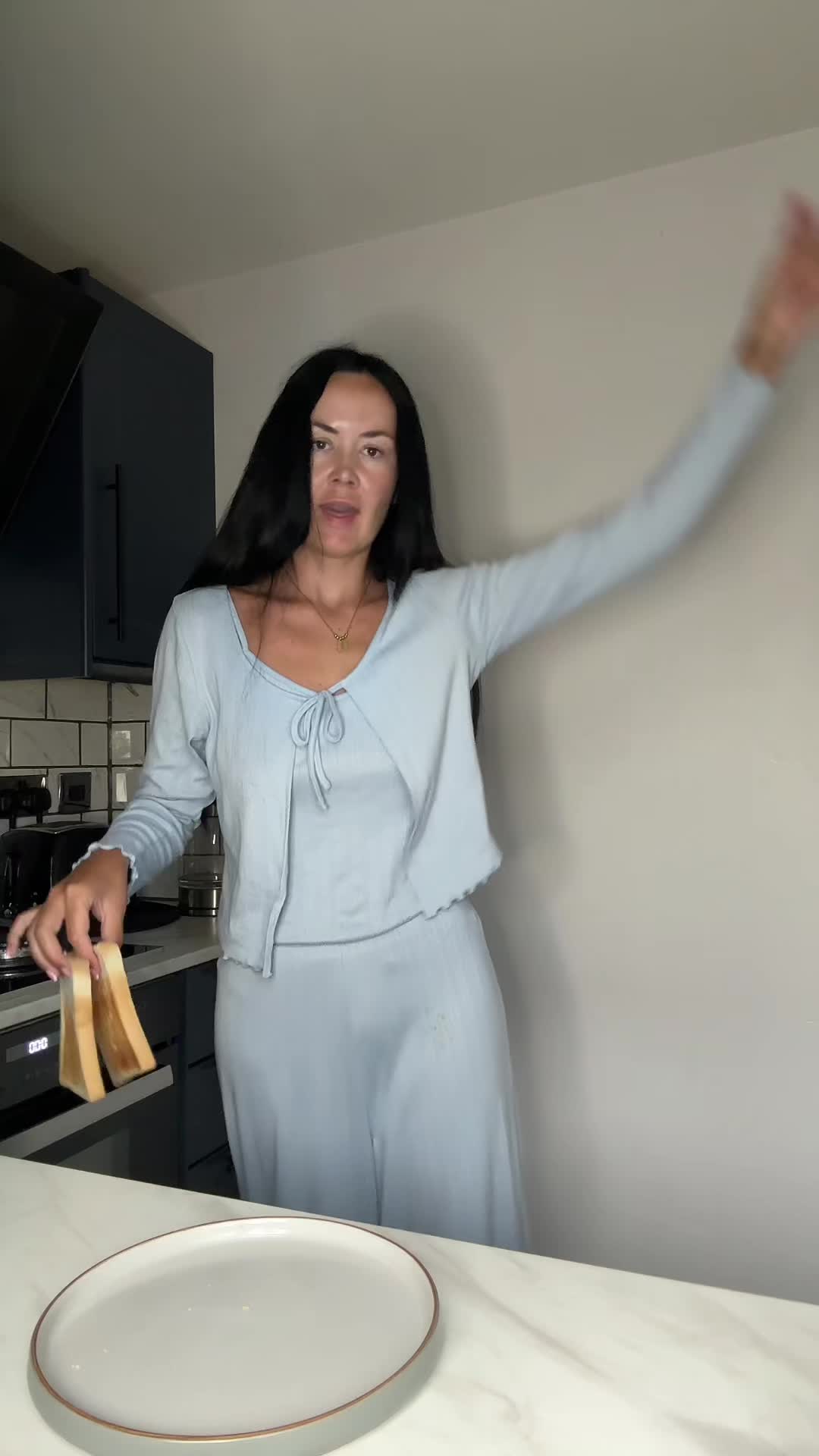 @Sabrinakinsella