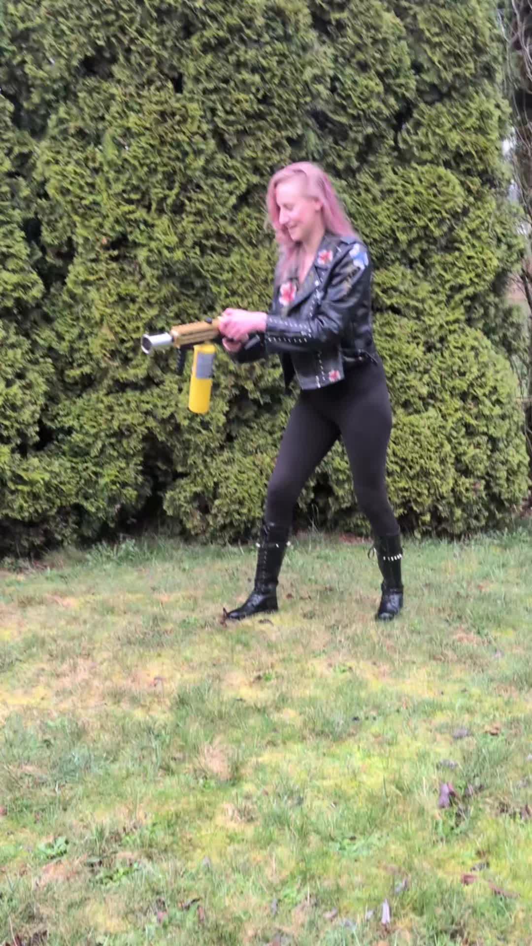 @hotpantsinwonderland
