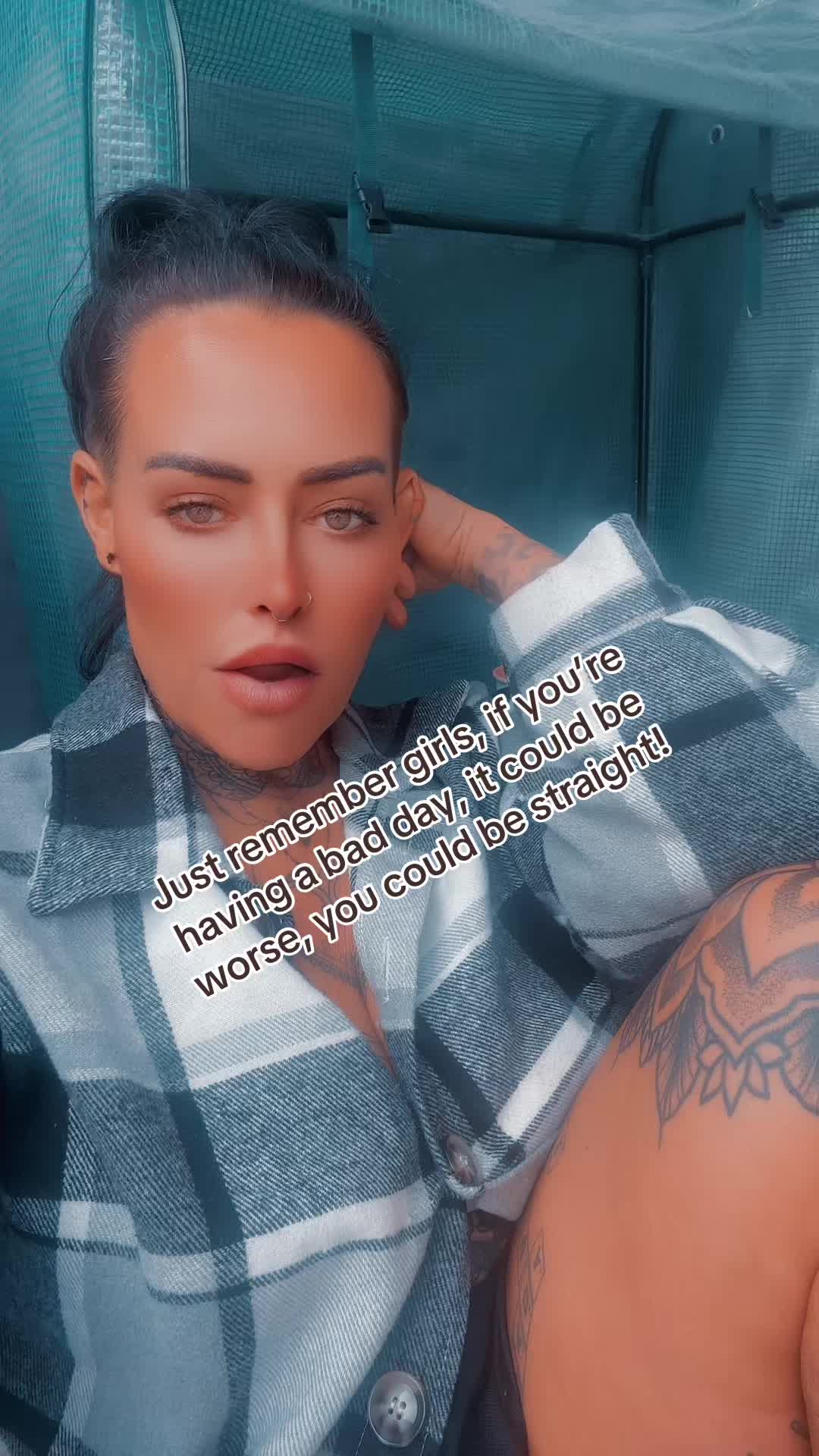@Cutebutpsycho🖤