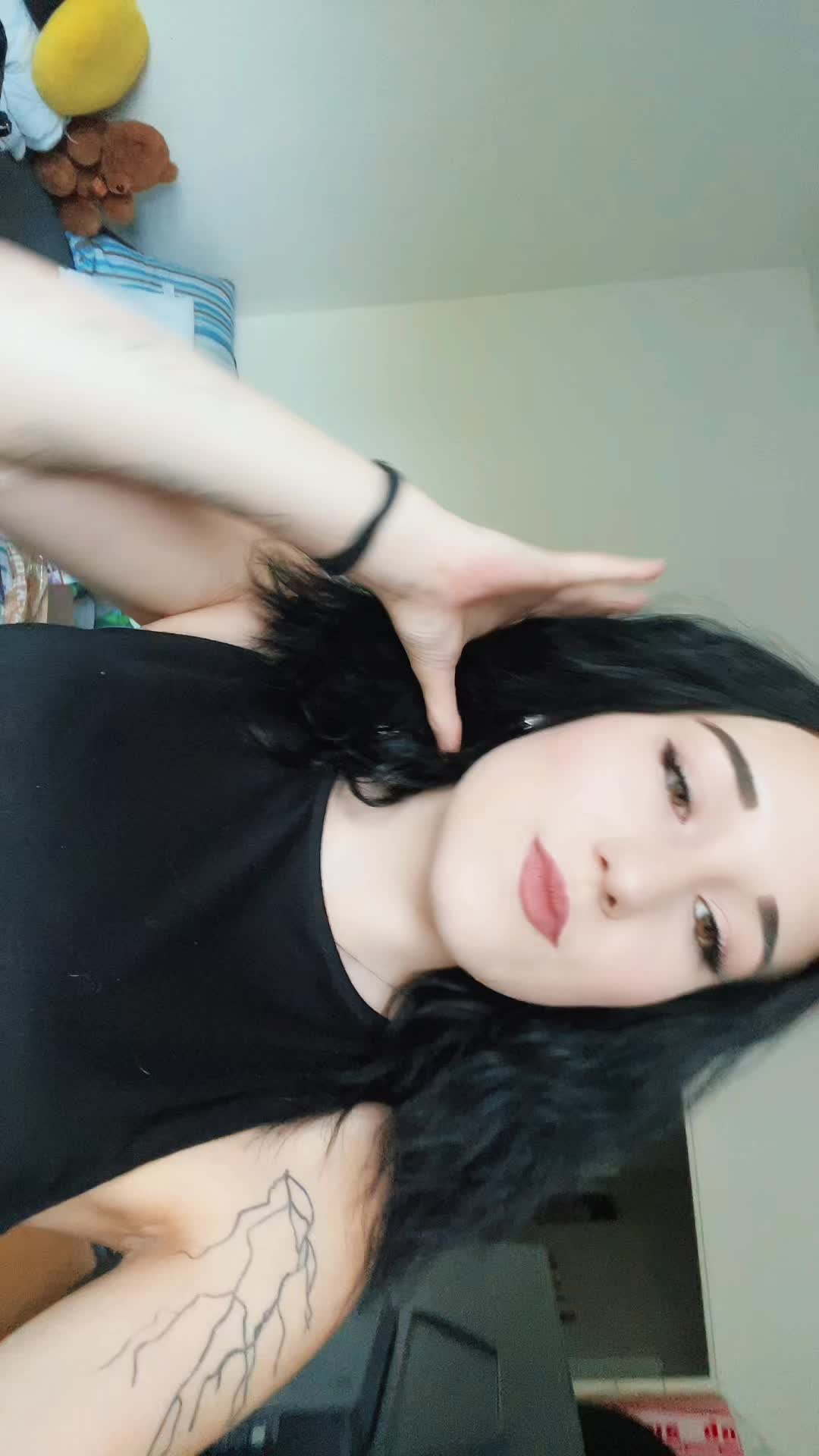 @Jessy🪫
