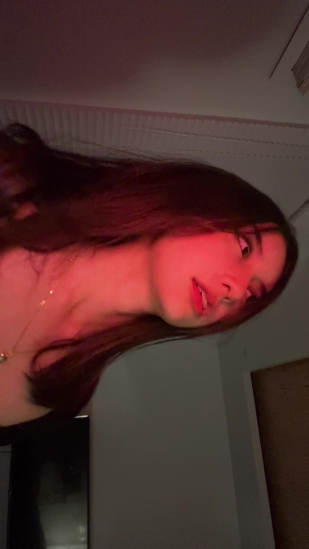 @Bella