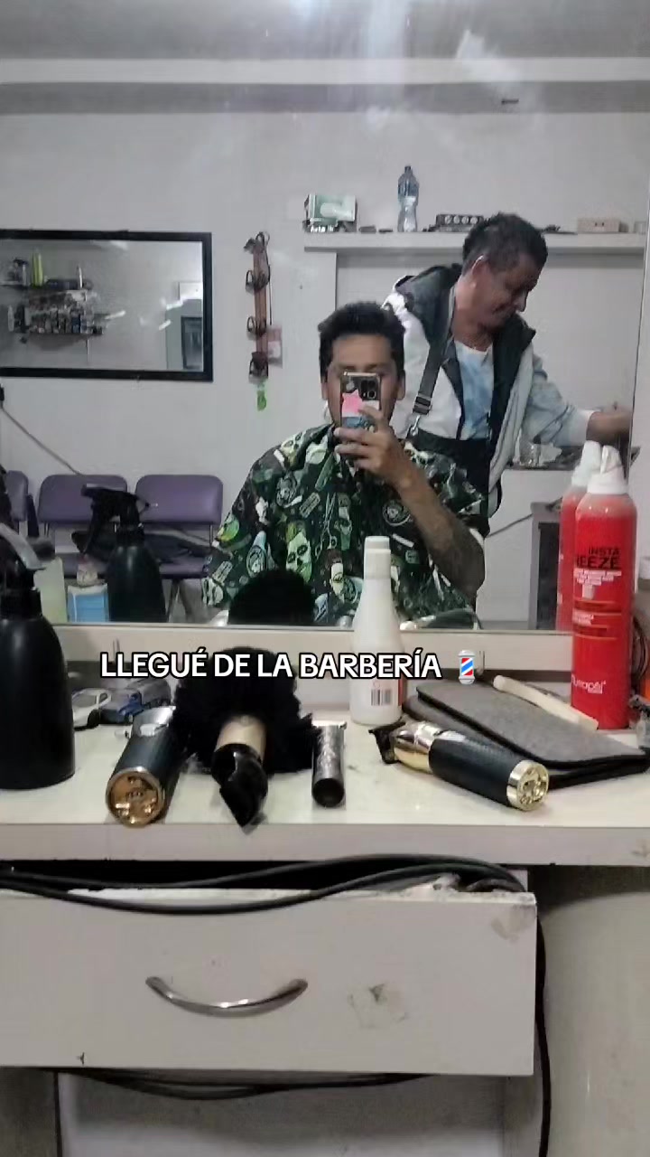 @Dom&iacute;nguezSantiago🏍️💨🚬