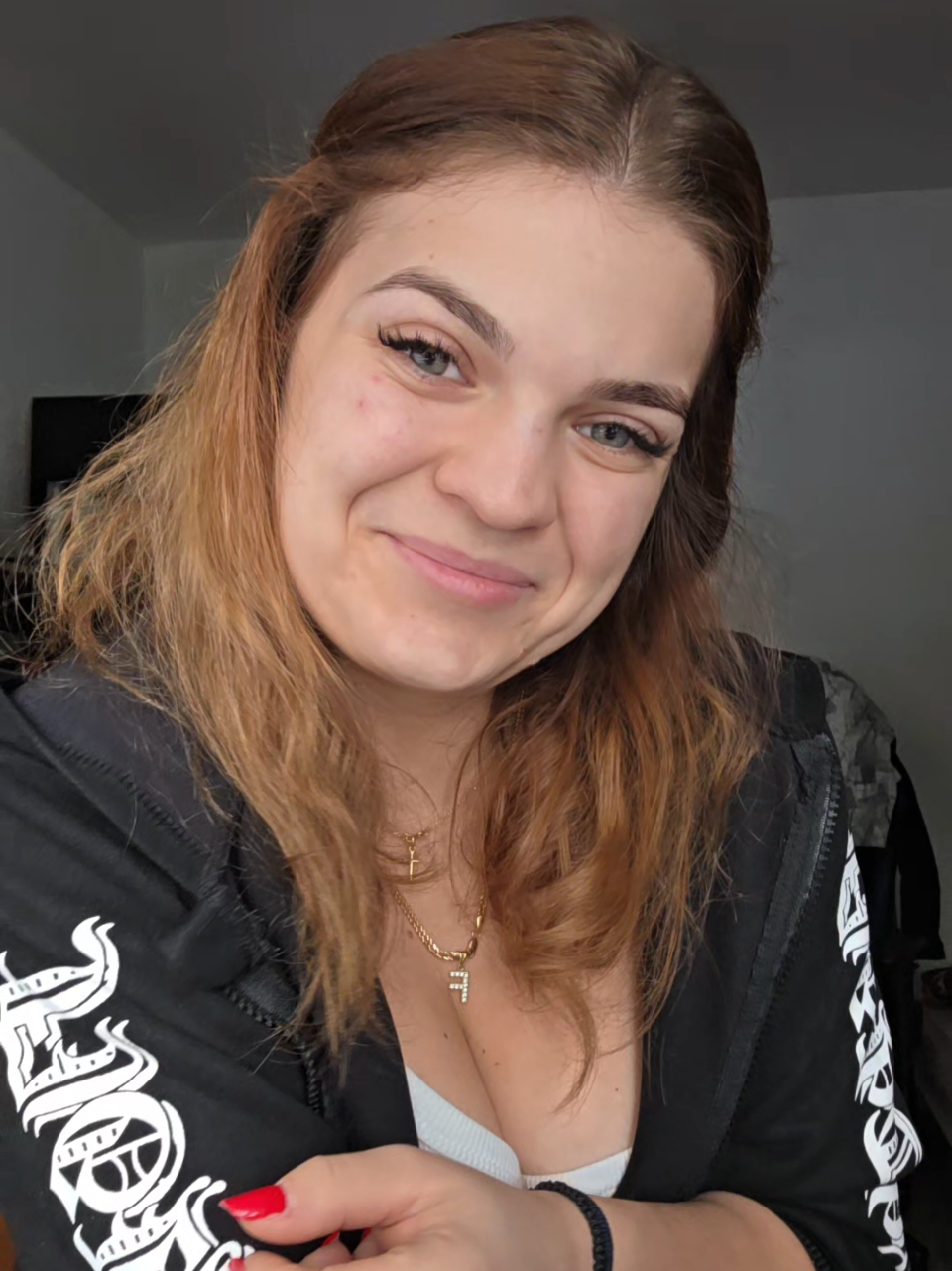 @Larisa 💙
