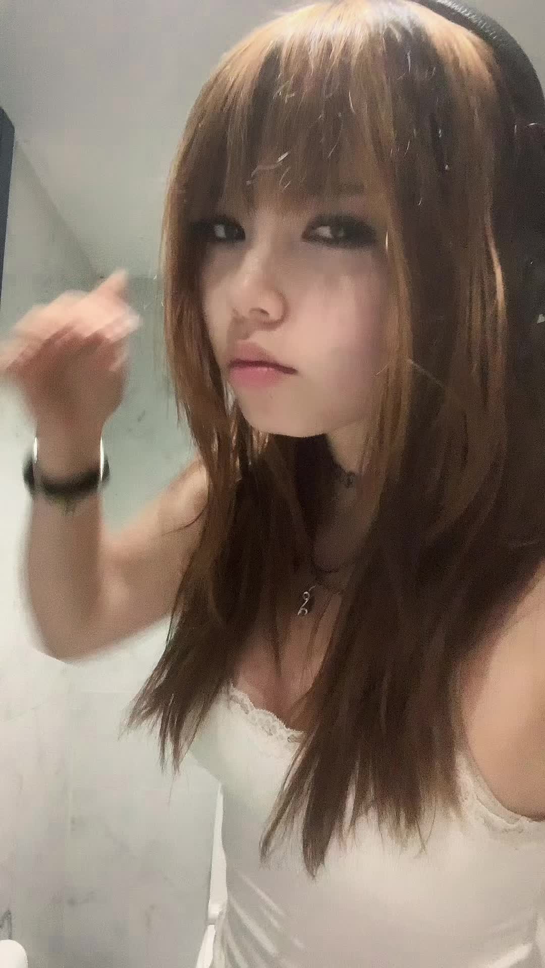@⋆。‧˚ʚ 𝘻𝘢𝘪𝘳𝘢 ɞ˚‧。⋆