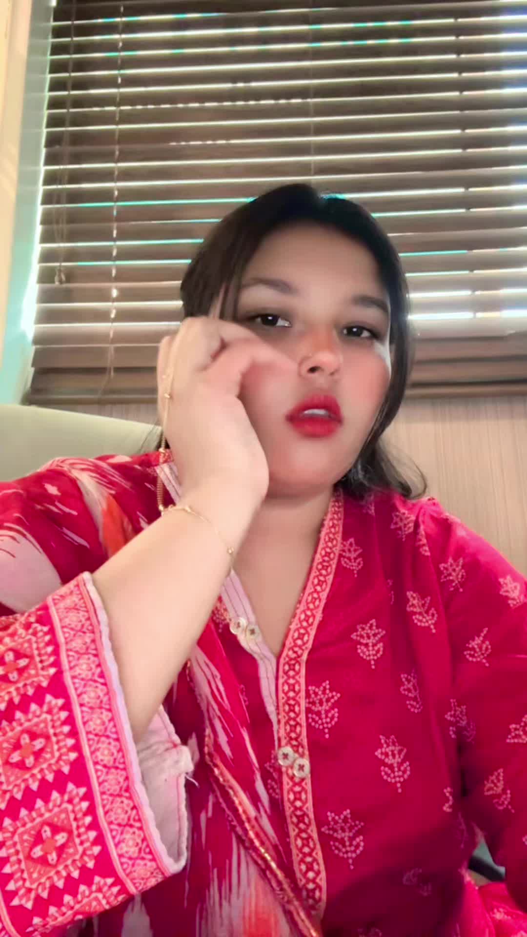 @Soniya UK🇬🇧live