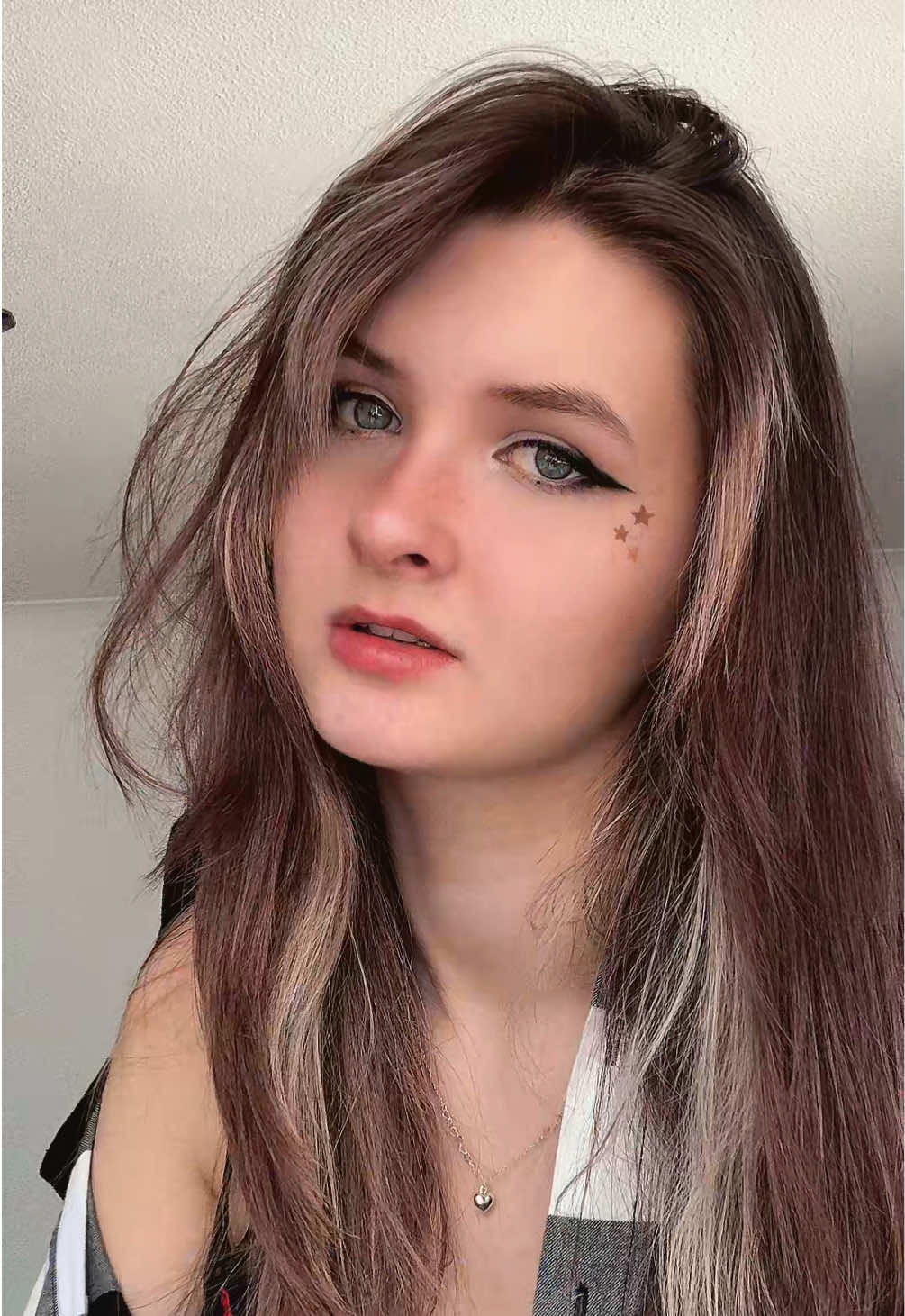 @Lily/liwynx