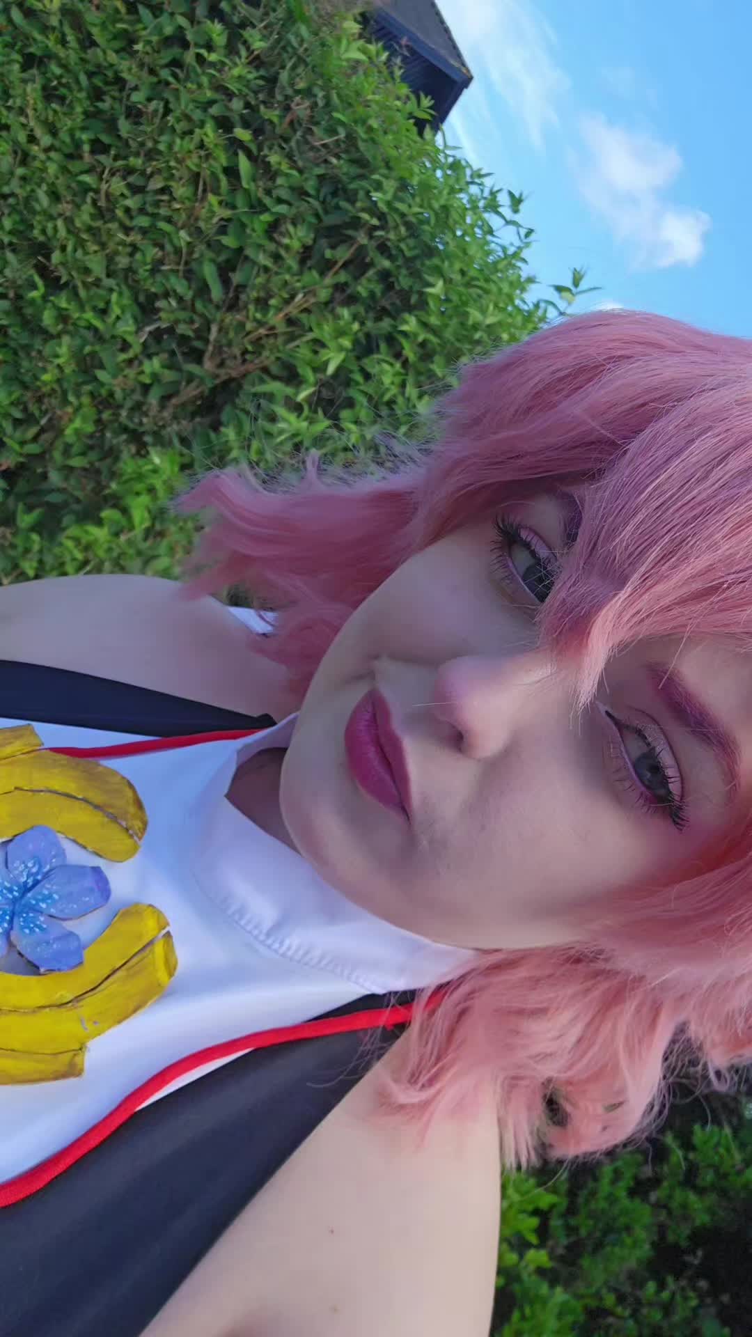 @~{Cc}~