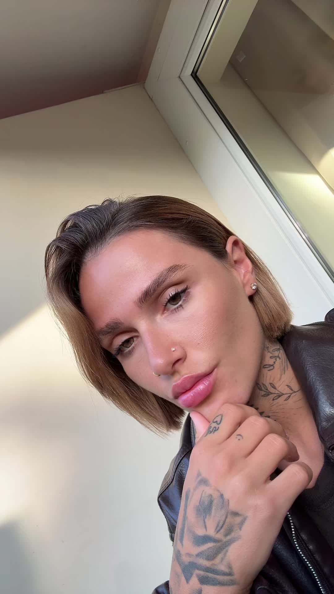 @Vanhoti