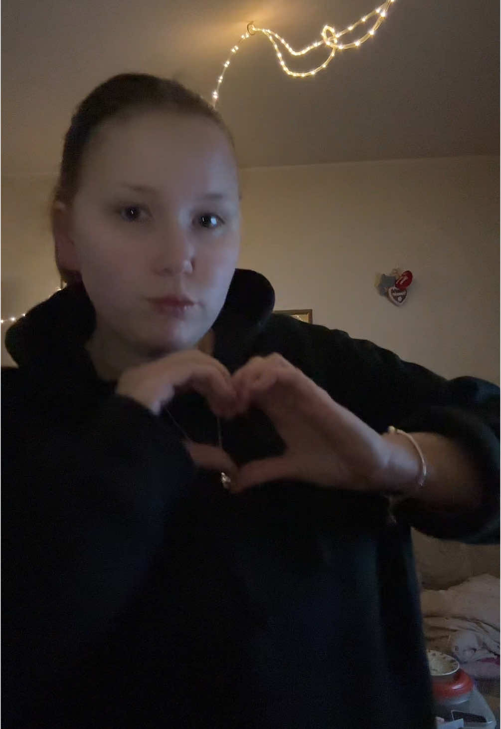 @𝒦.