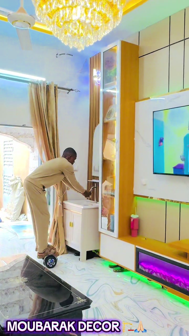 @MOUBARACK D&Eacute;COR