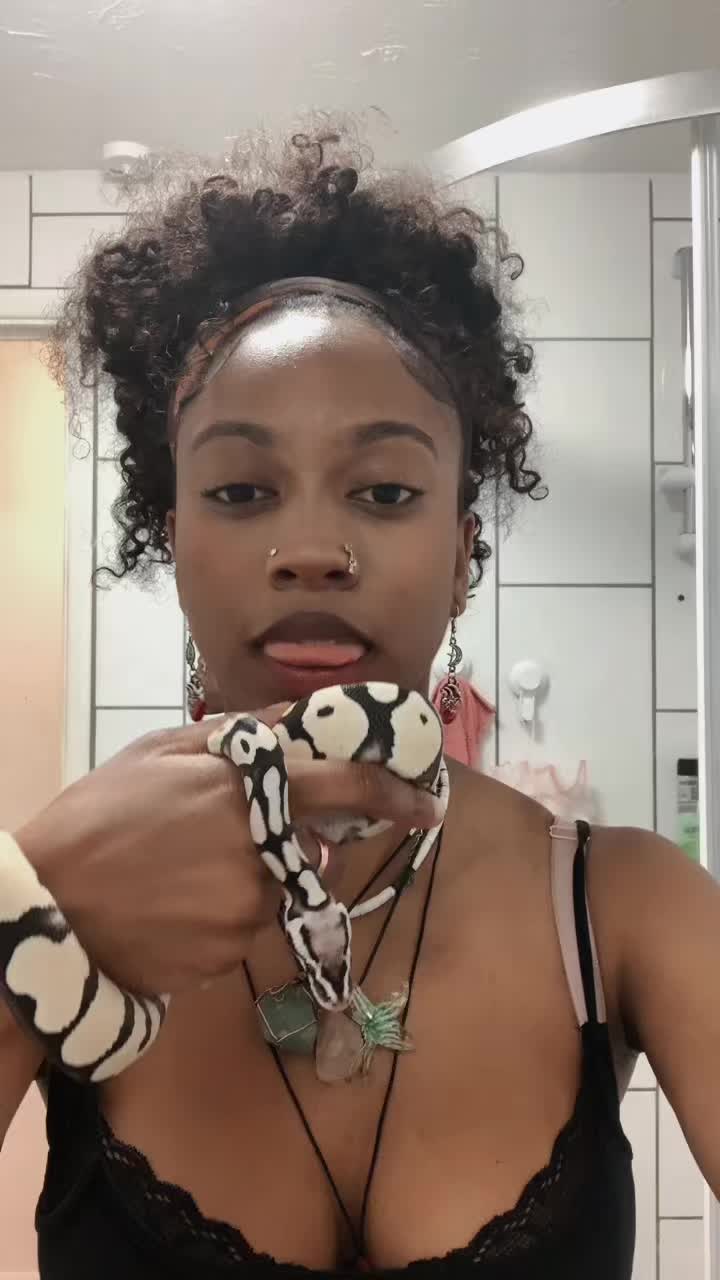 @myah.ren