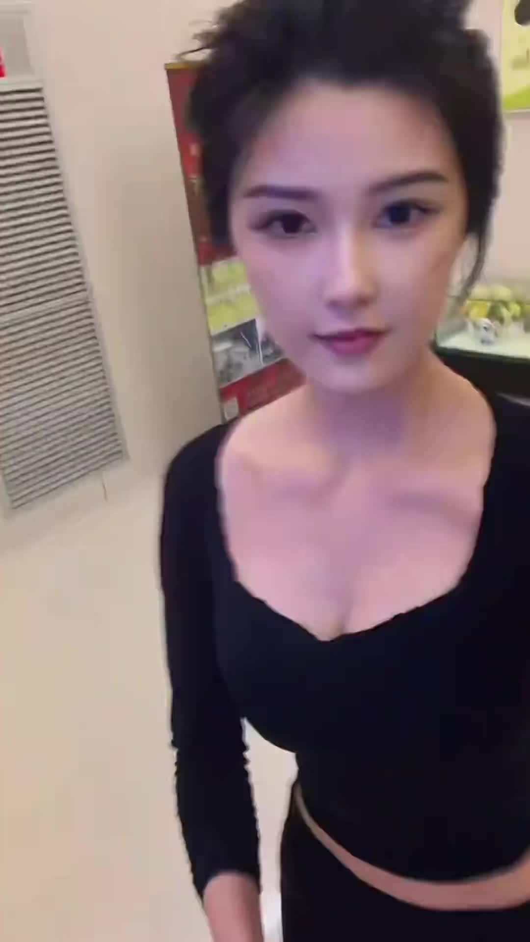@Cccooo9