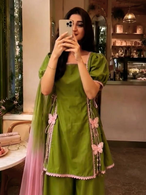 @Lalies Dressing