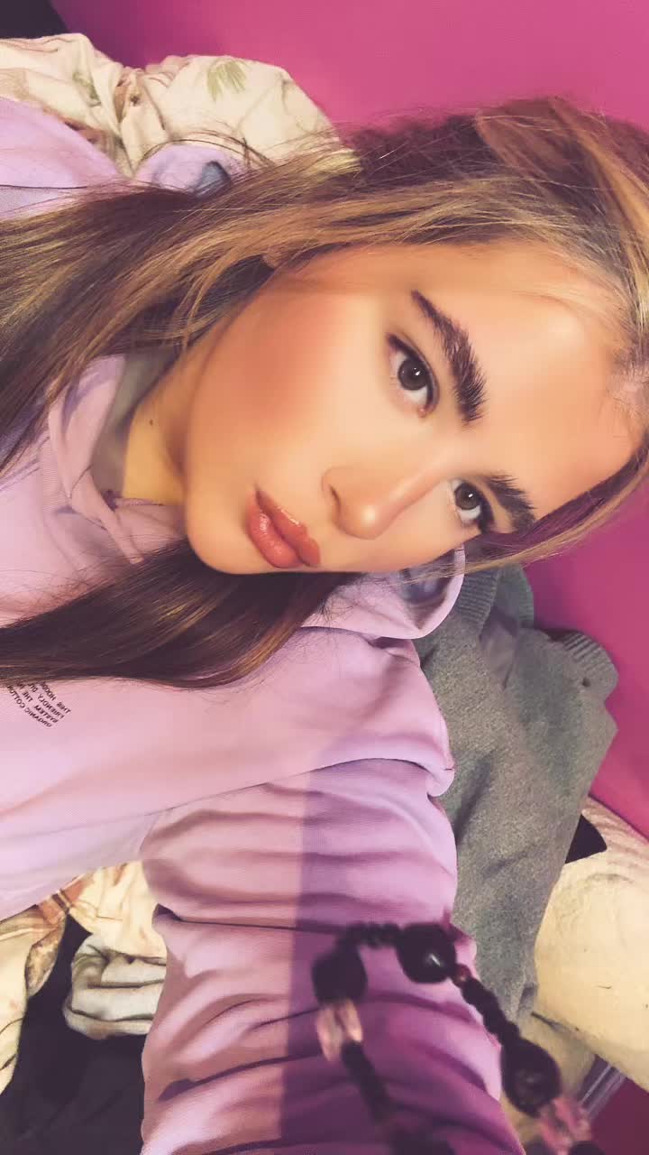 @AL💕🪩🎀