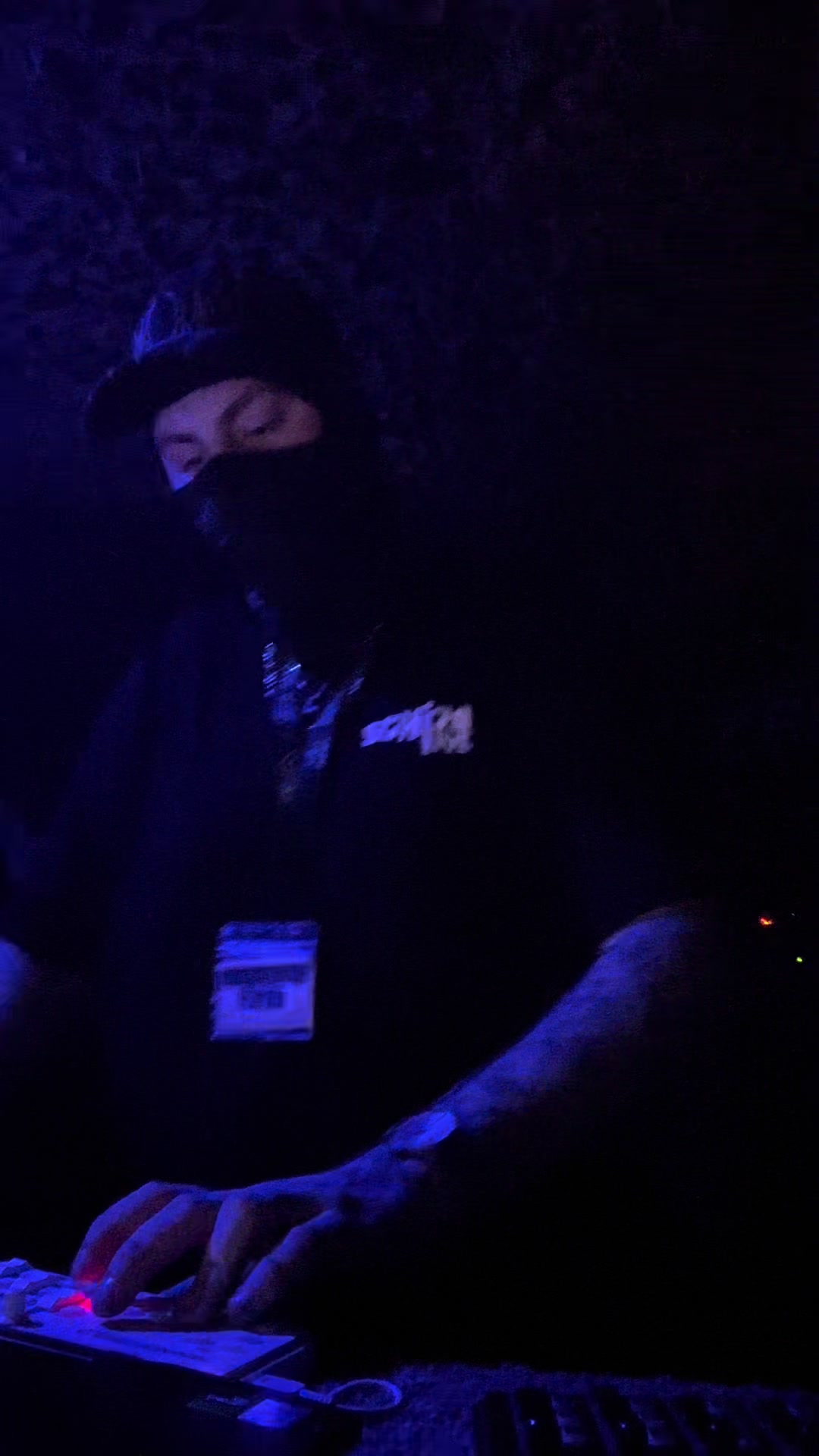 @Schizo.Live