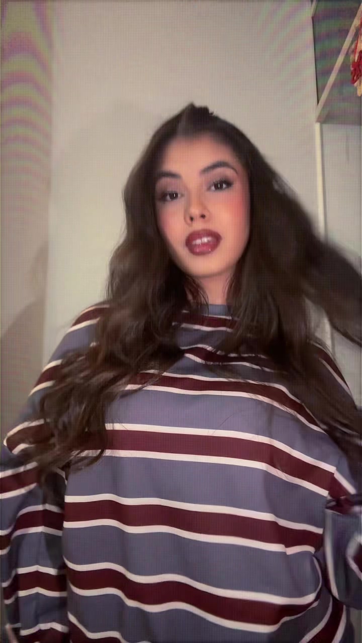 @_auroradauria_