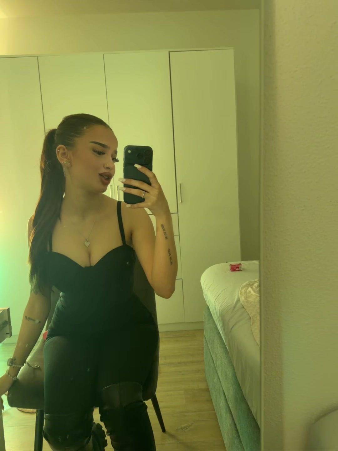 @e🇦🇱