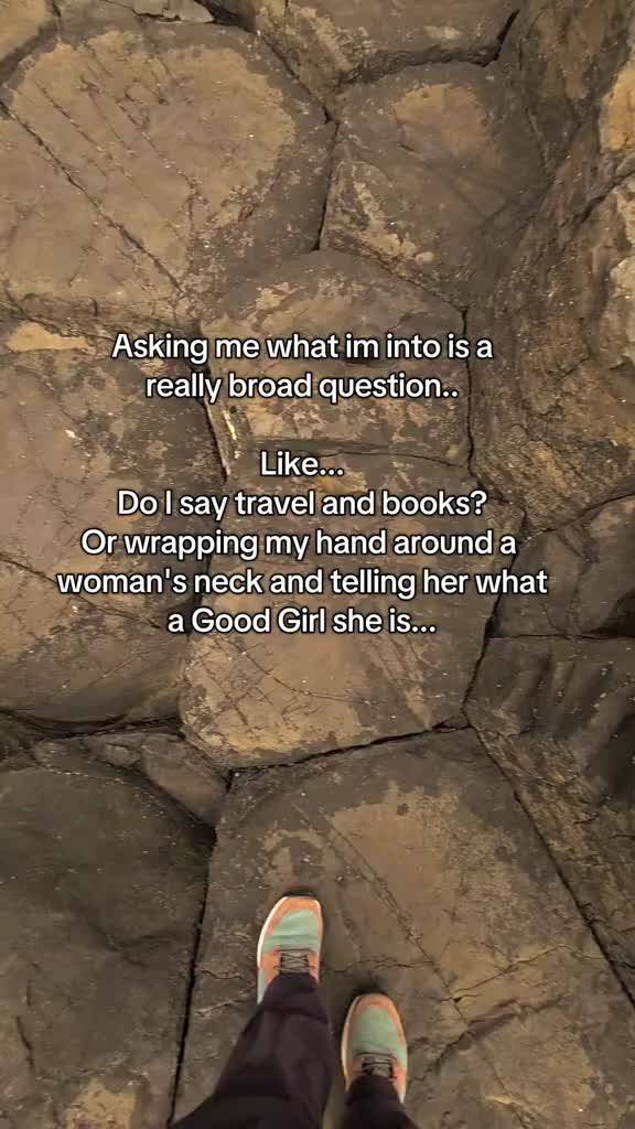 @C.C. Davie - Sapphic Author