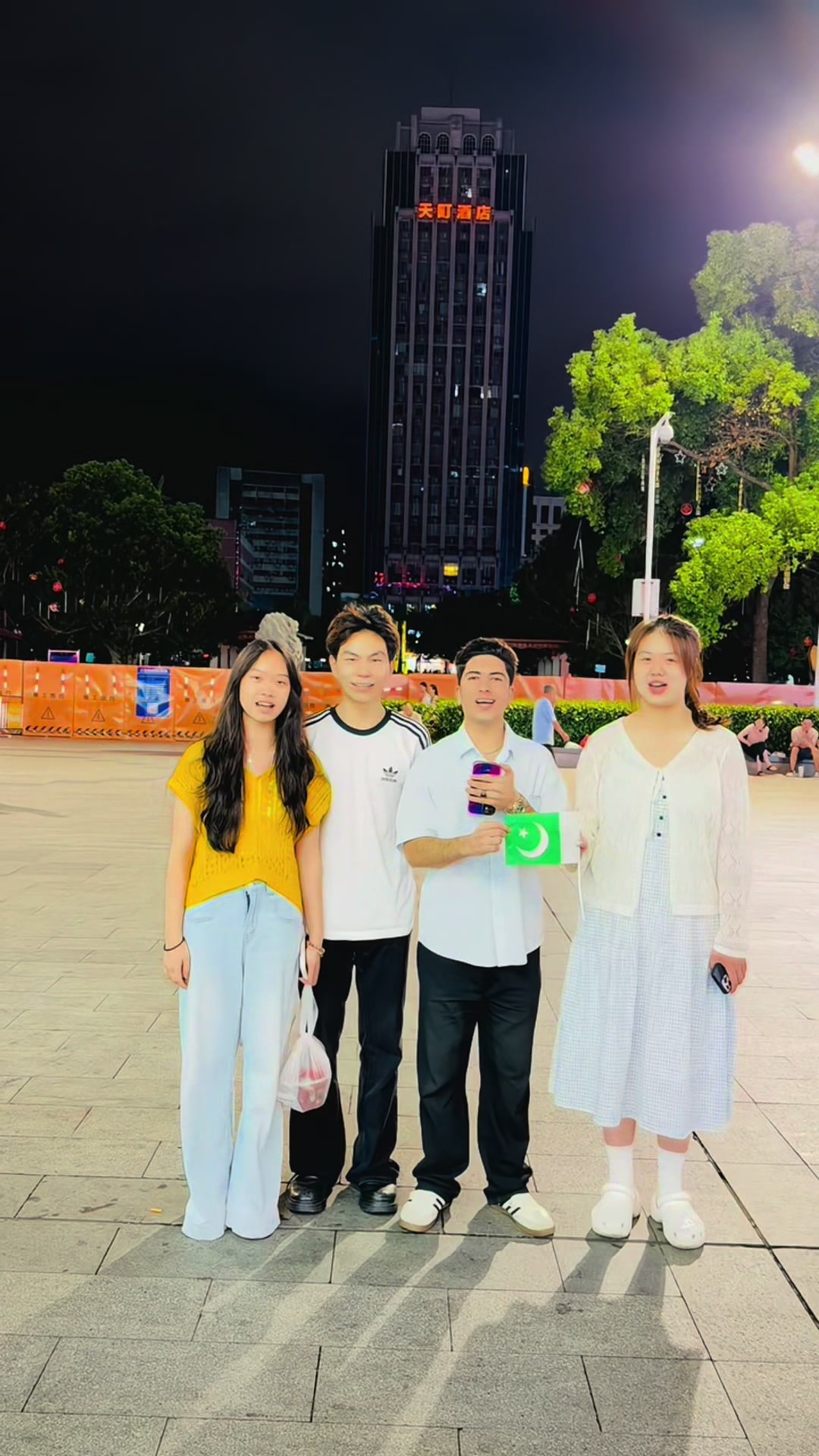 @Izho-in-china 🇵🇰🇨🇳