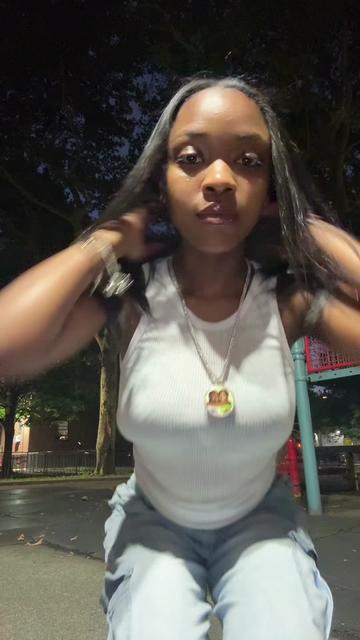 @shae lí