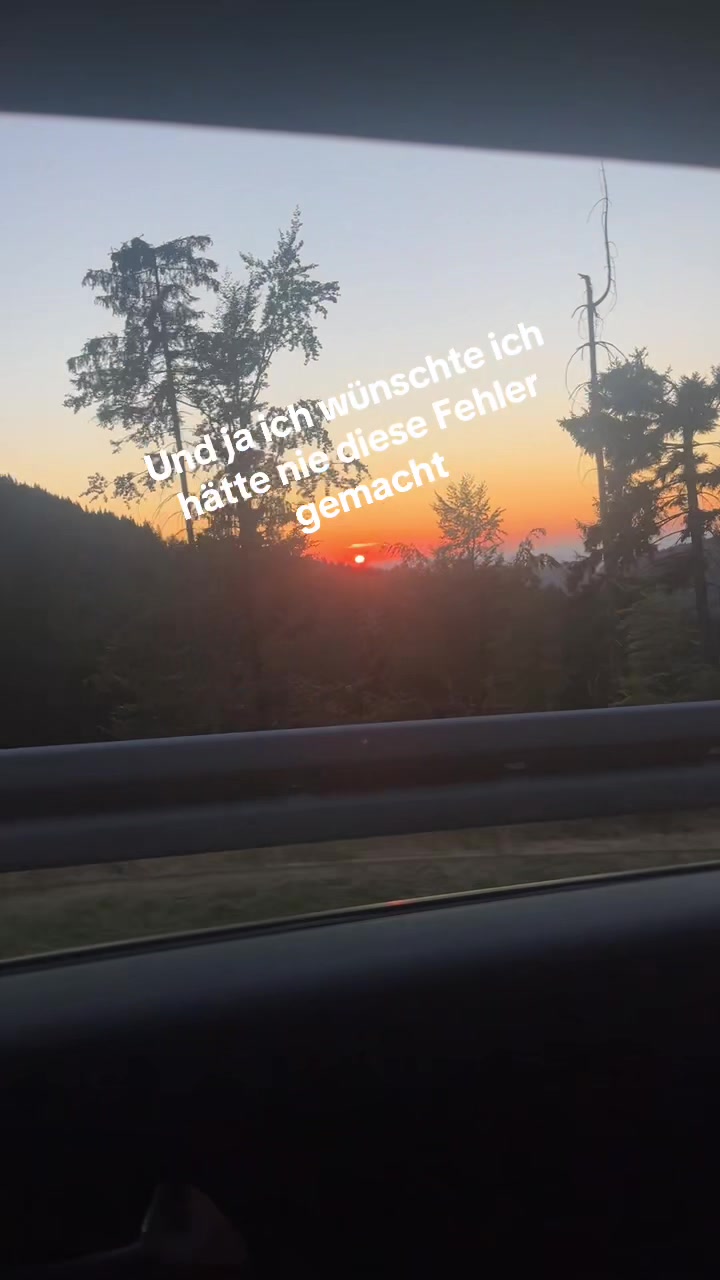 @👻