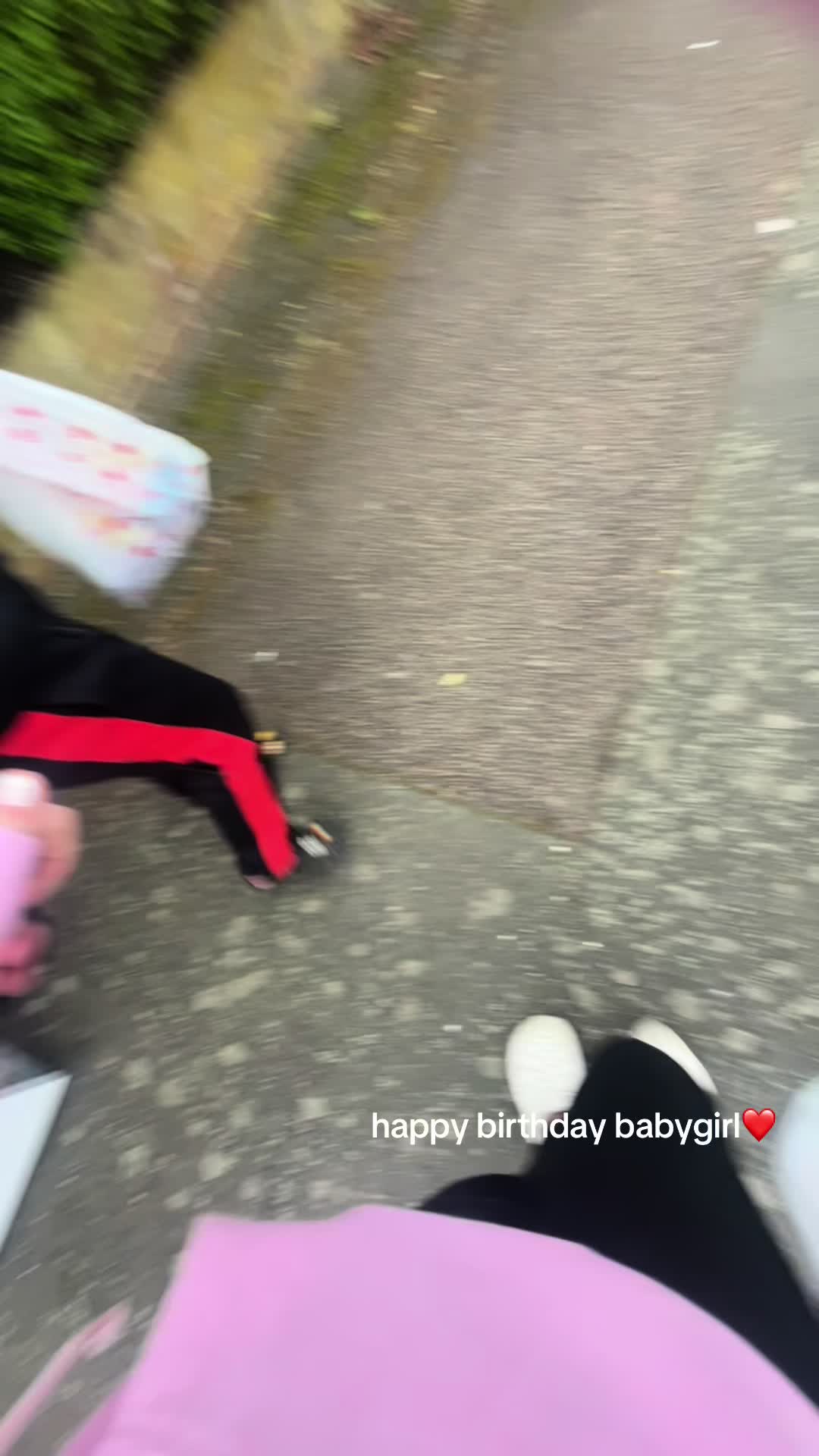 @Amelia-rose🤍🌎