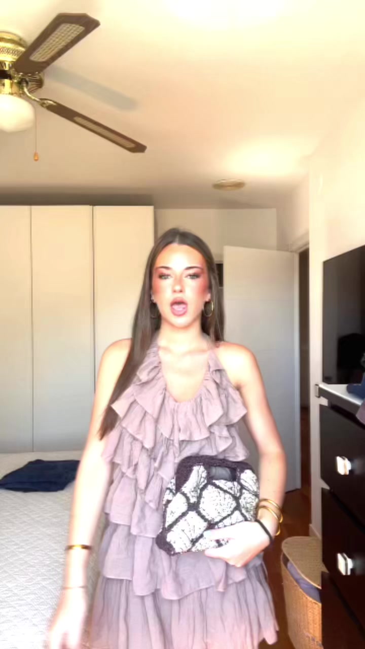 @Clara