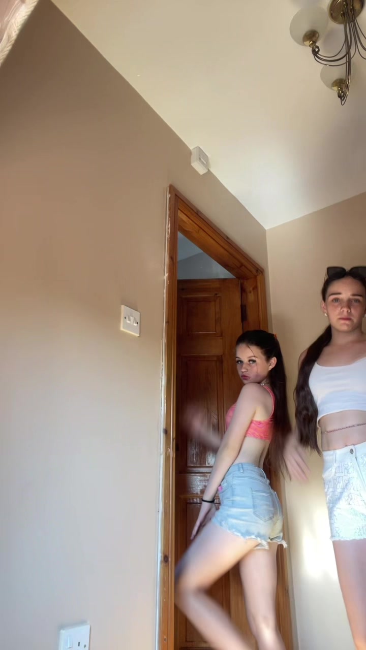 @𝐍𝐢𝐤𝐢𝐭𝐚𝐌𝐜𝐃𝐨𝐧𝐚𝐠𝐡💕