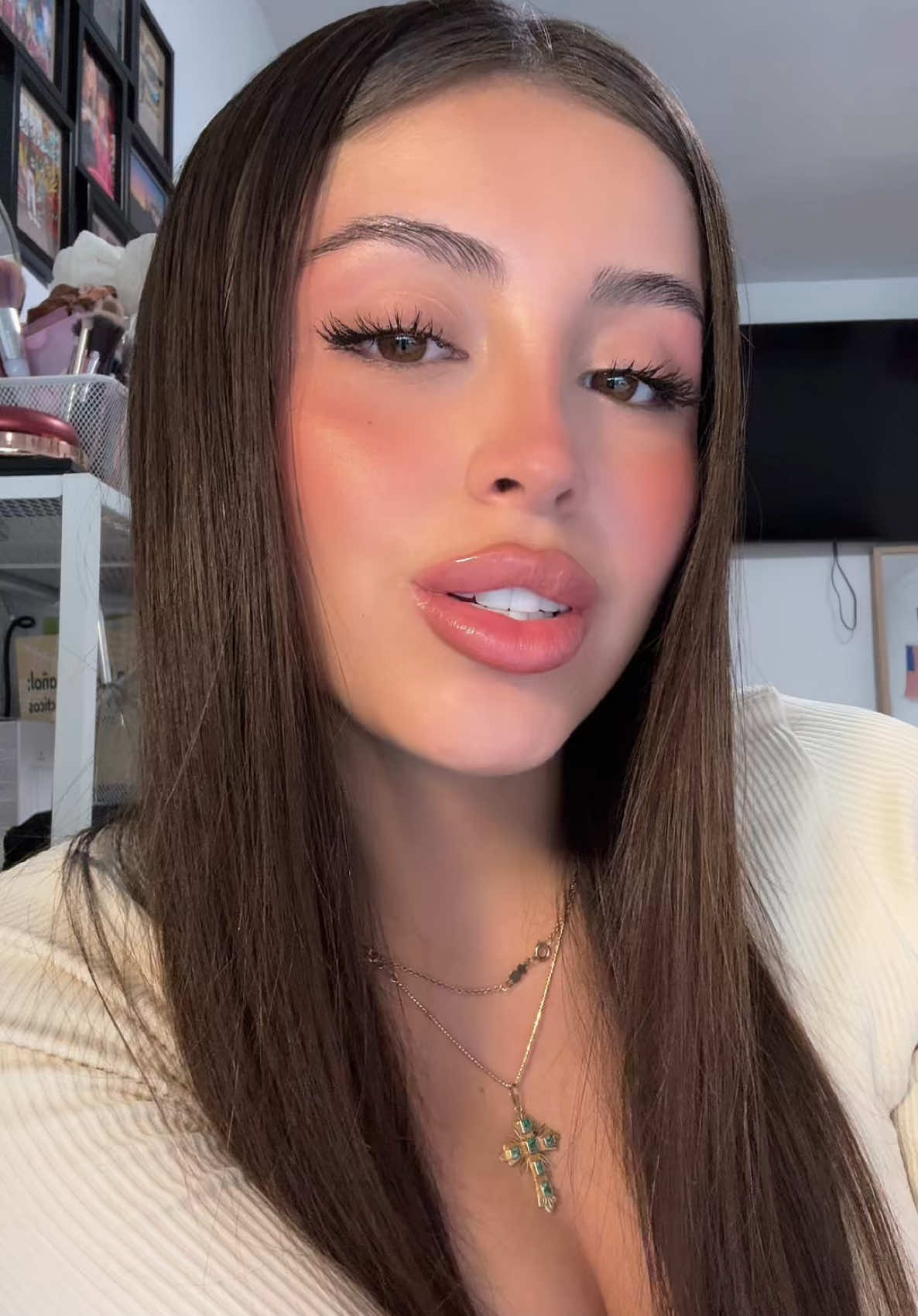 @Valentina