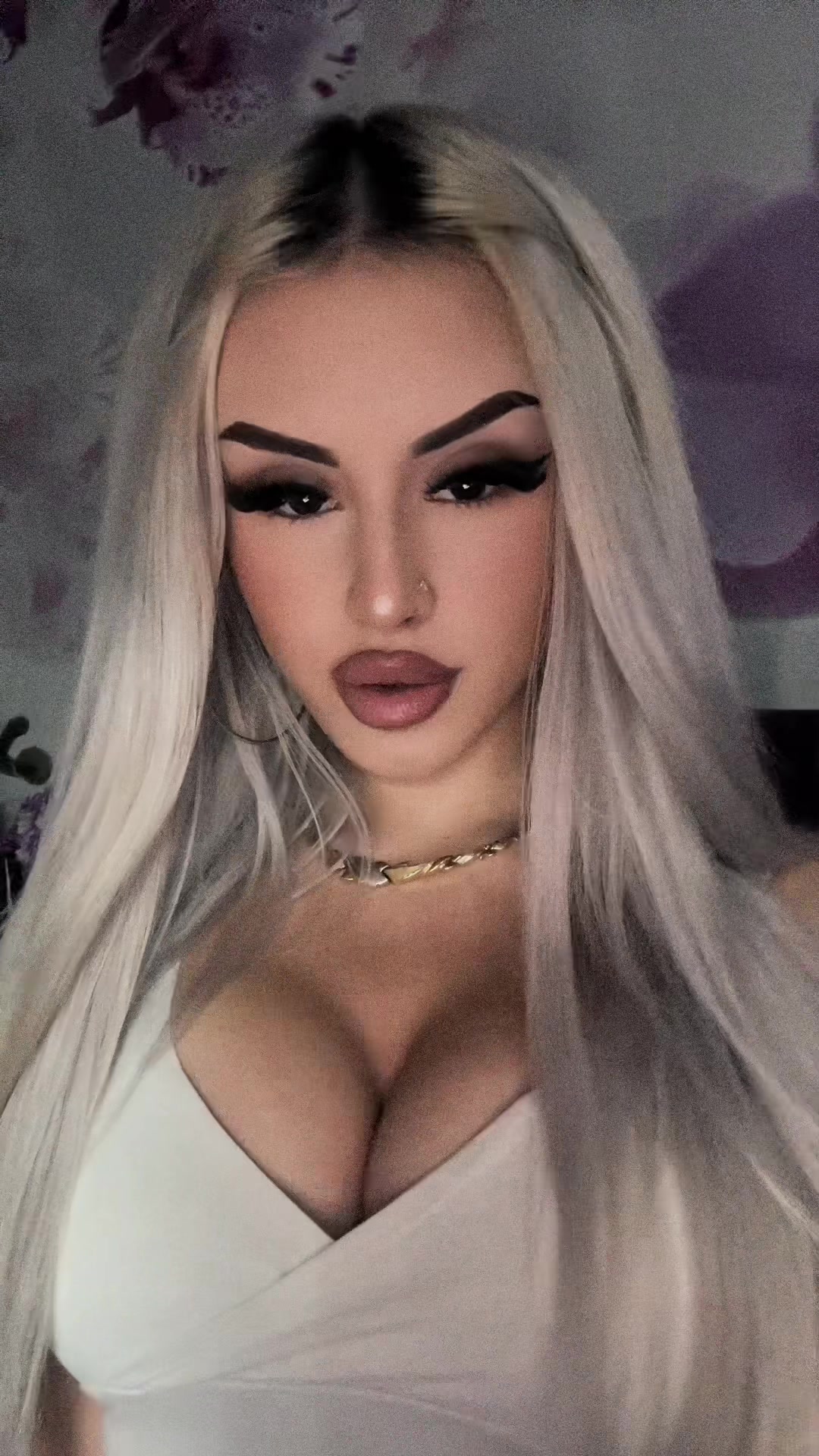 @𝓑𝓮𝓪𝓽𝓻𝓲𝓬𝓮