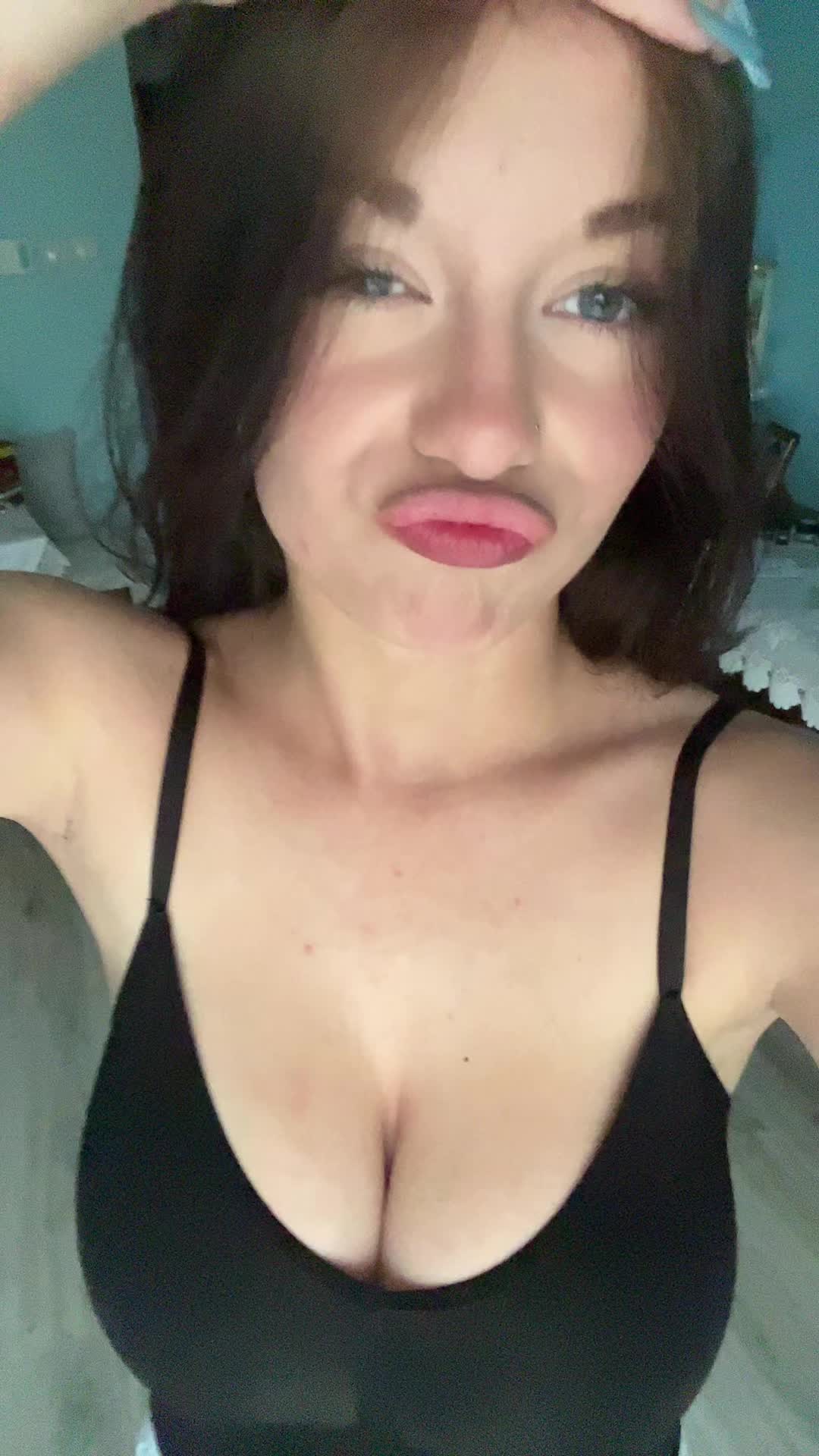 @<3