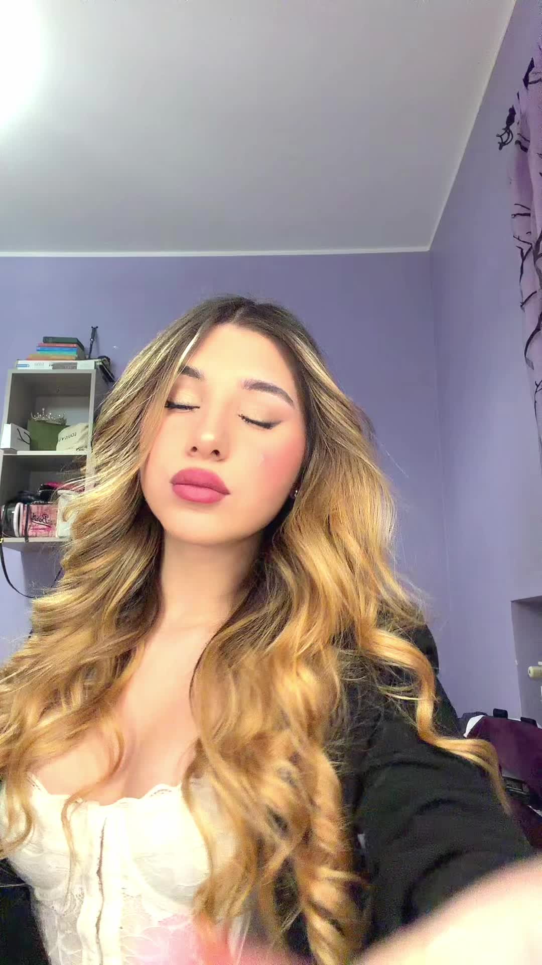 @LUCREZIA