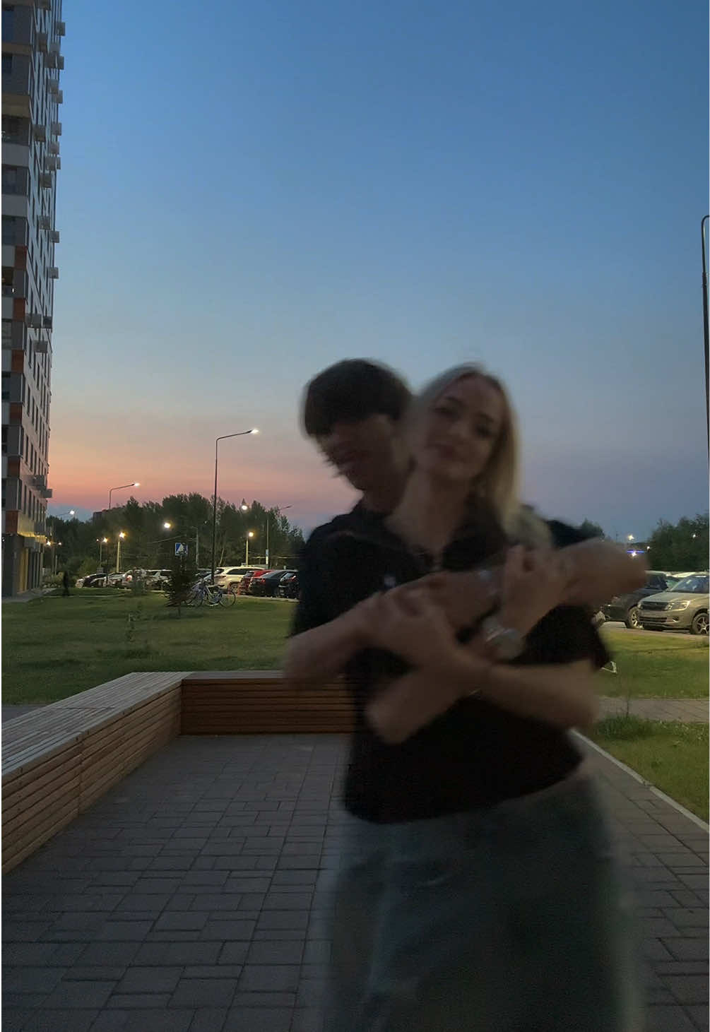 @аришка бро