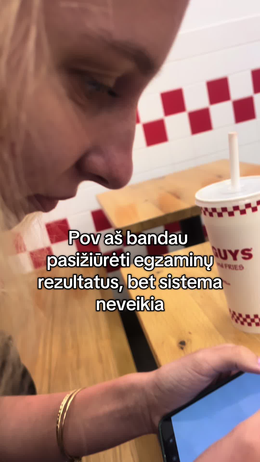 @iwavi