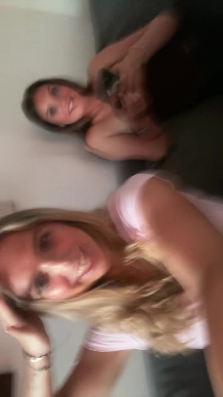 @eves x