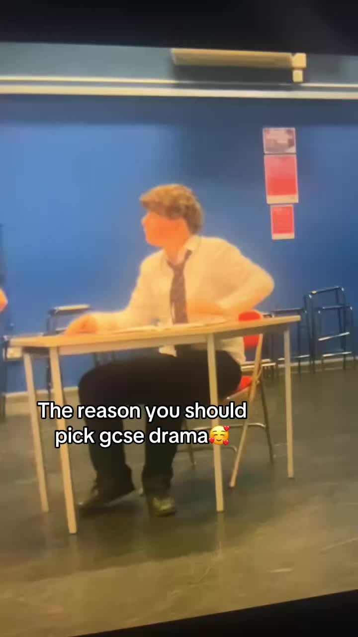 @Ebz Huds🎭🎤🕺
