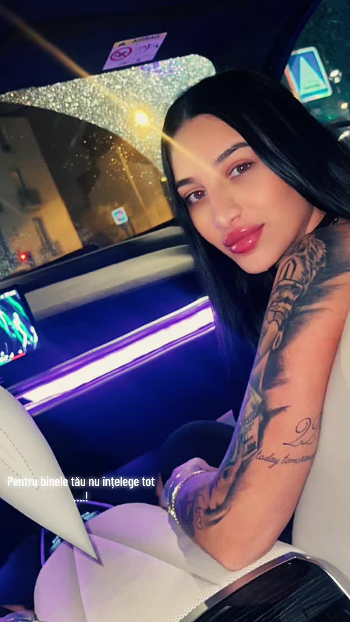 @Reyna🖤